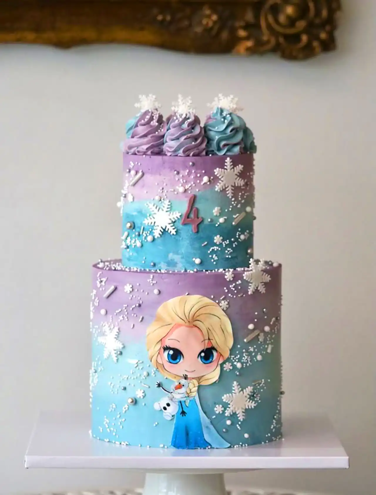 کیک تولد فروزن