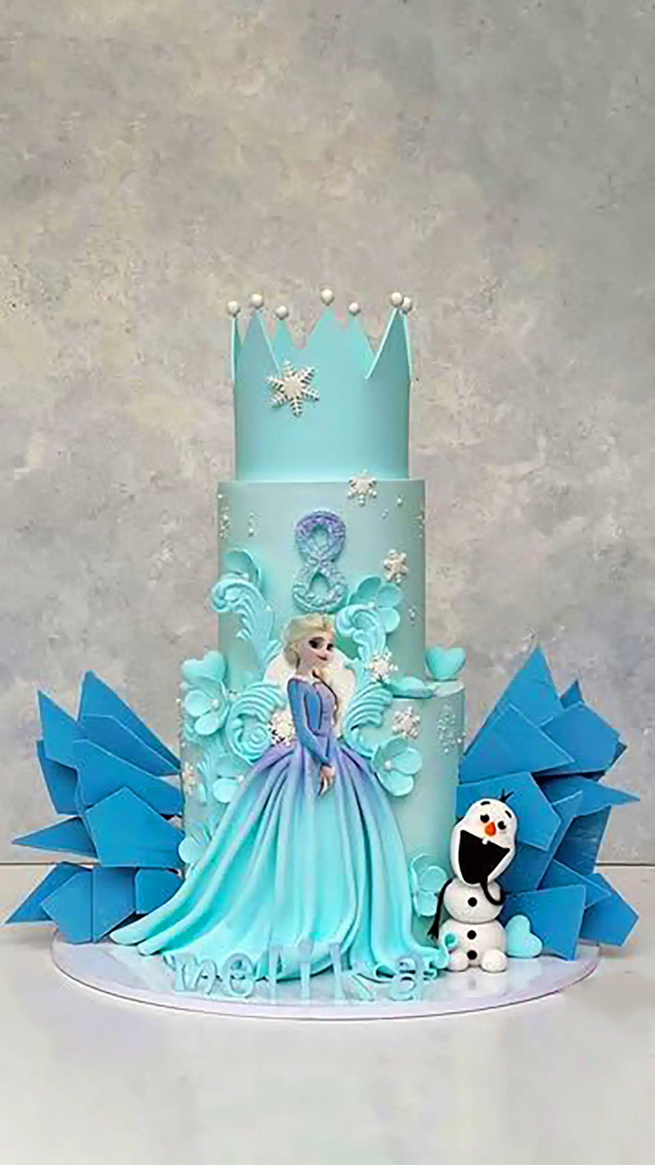 کیک تولد فروزن