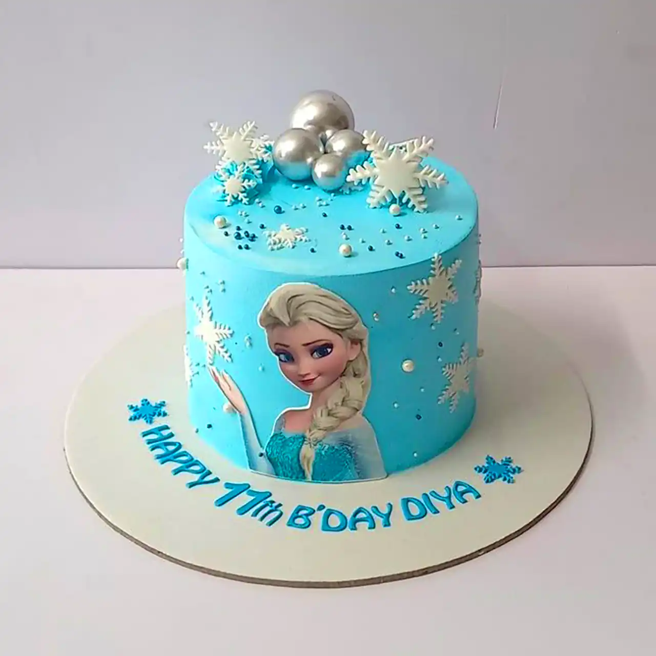 کیک تولد فروزن