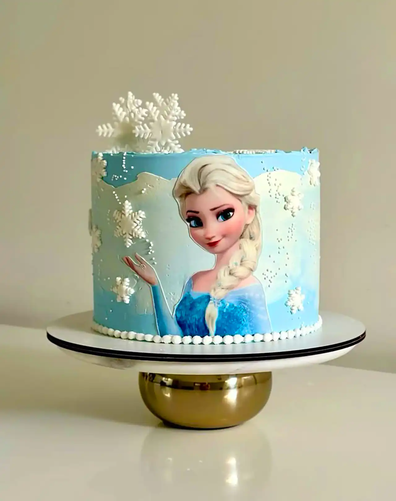 کیک تولد فروزن