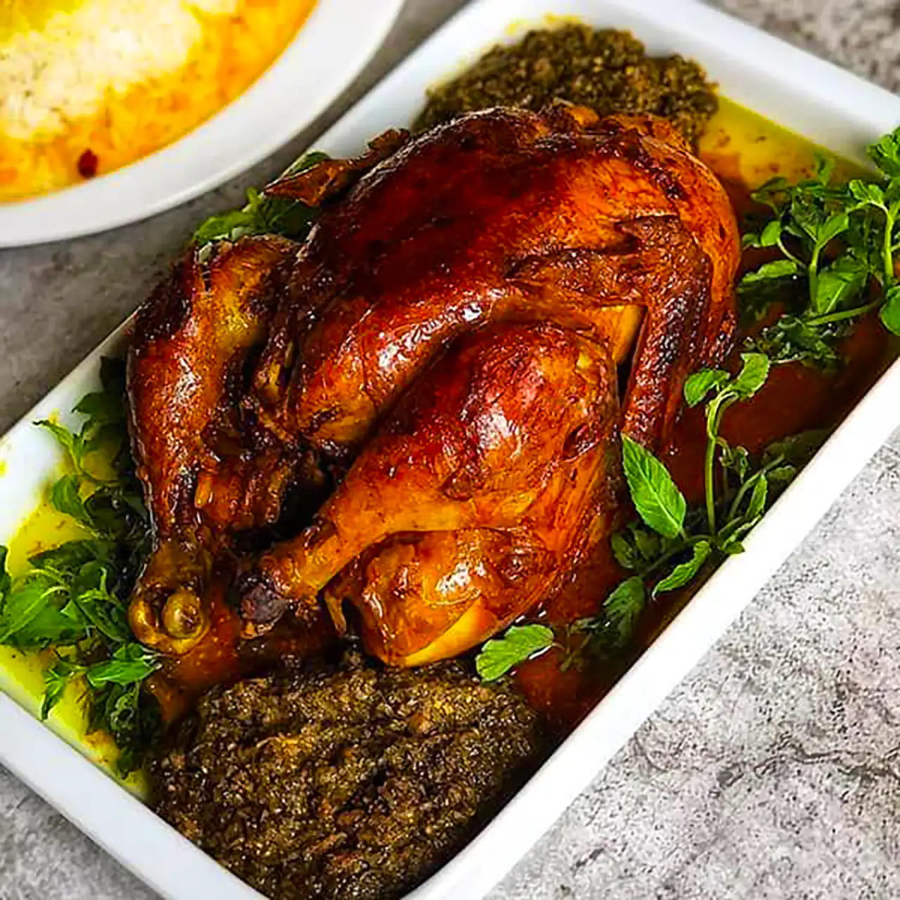 مرغ شکم پر مجلسی