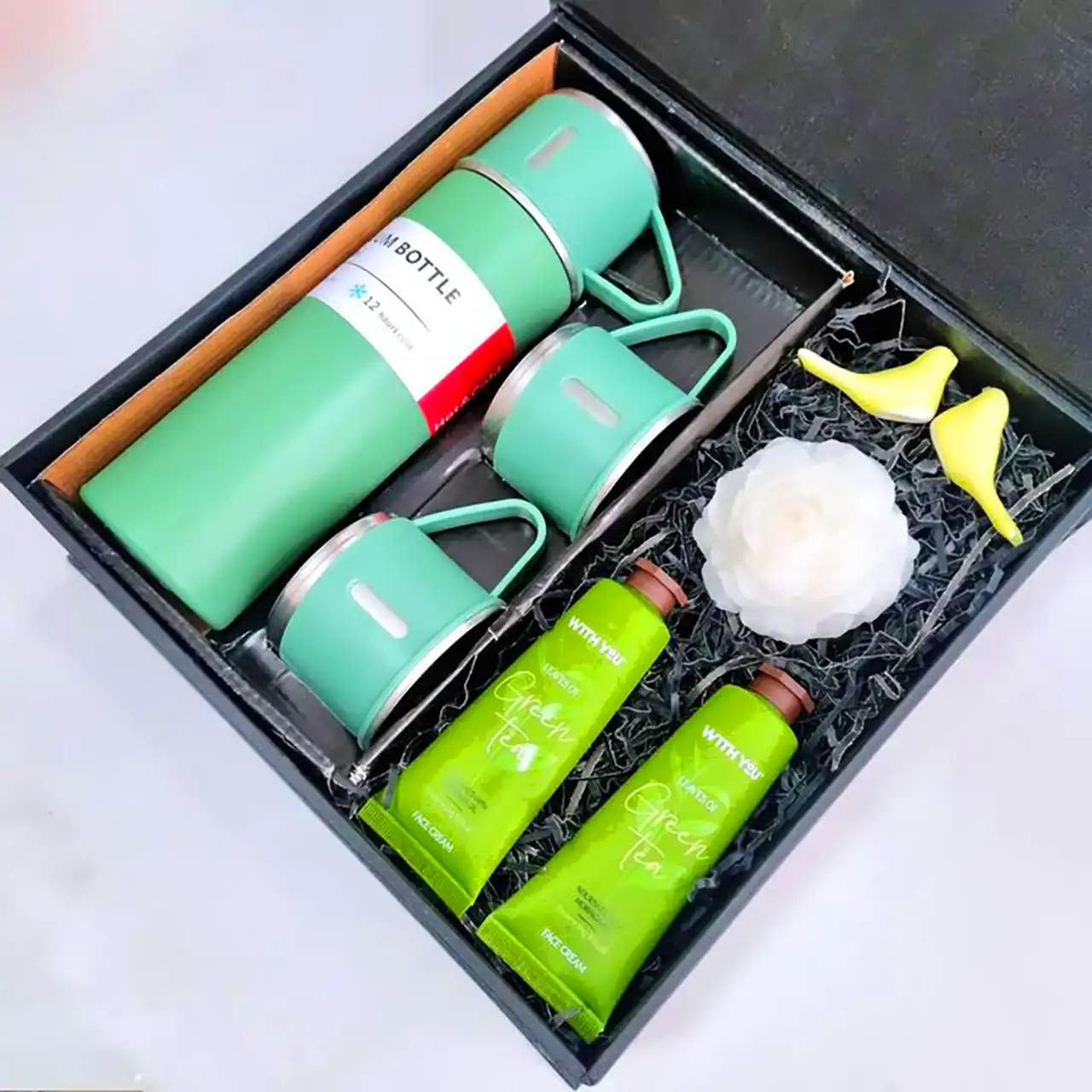 پک هدیه برای دختران