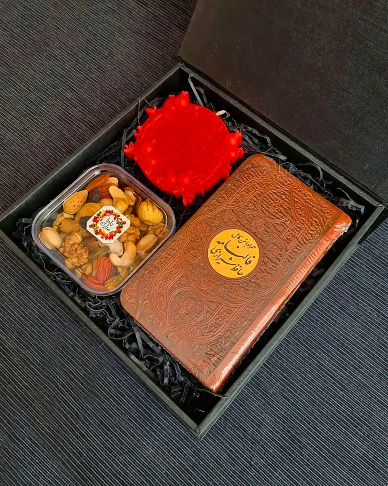 پک هدیه برای دختران