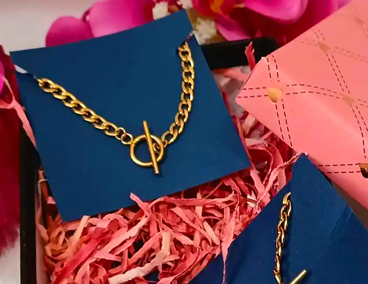 پلاک طلا لیزری برای روز زن