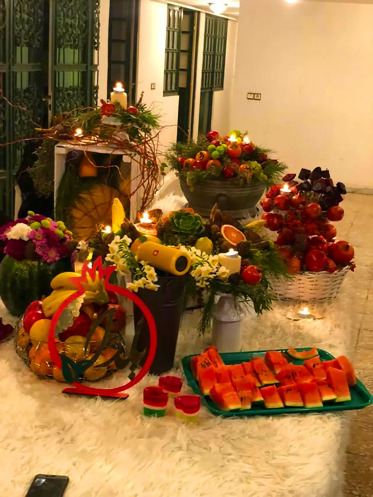 تزئین هدایا یلدایی عروس