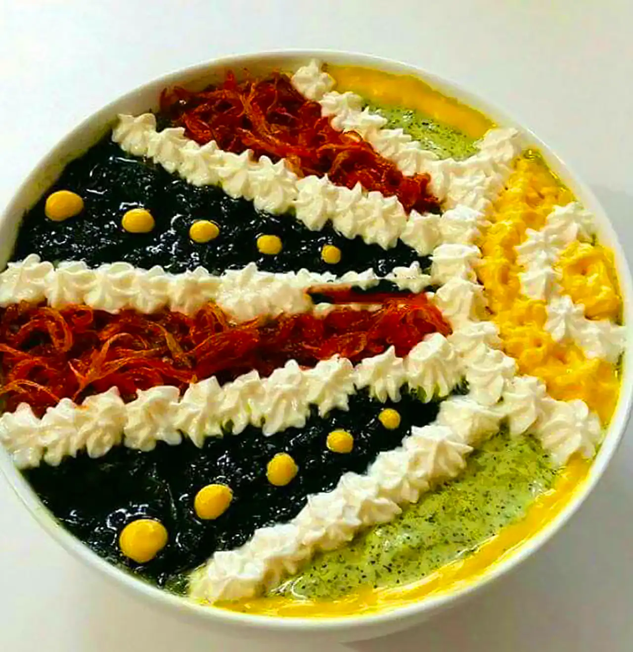 تزئین کشک و بادمجان