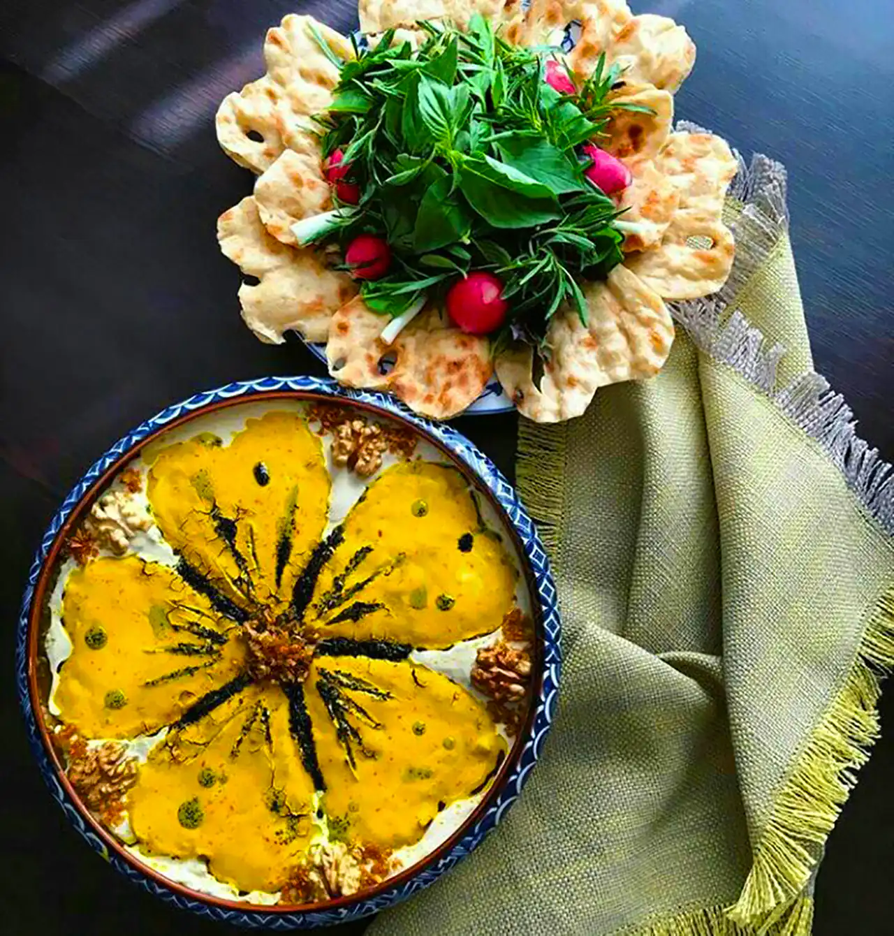 تزئین کشک و بادمجان