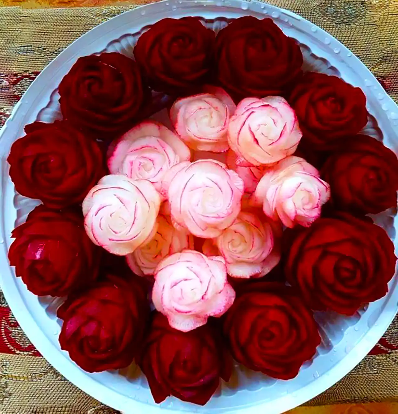 تزئین لبو برای شب چله