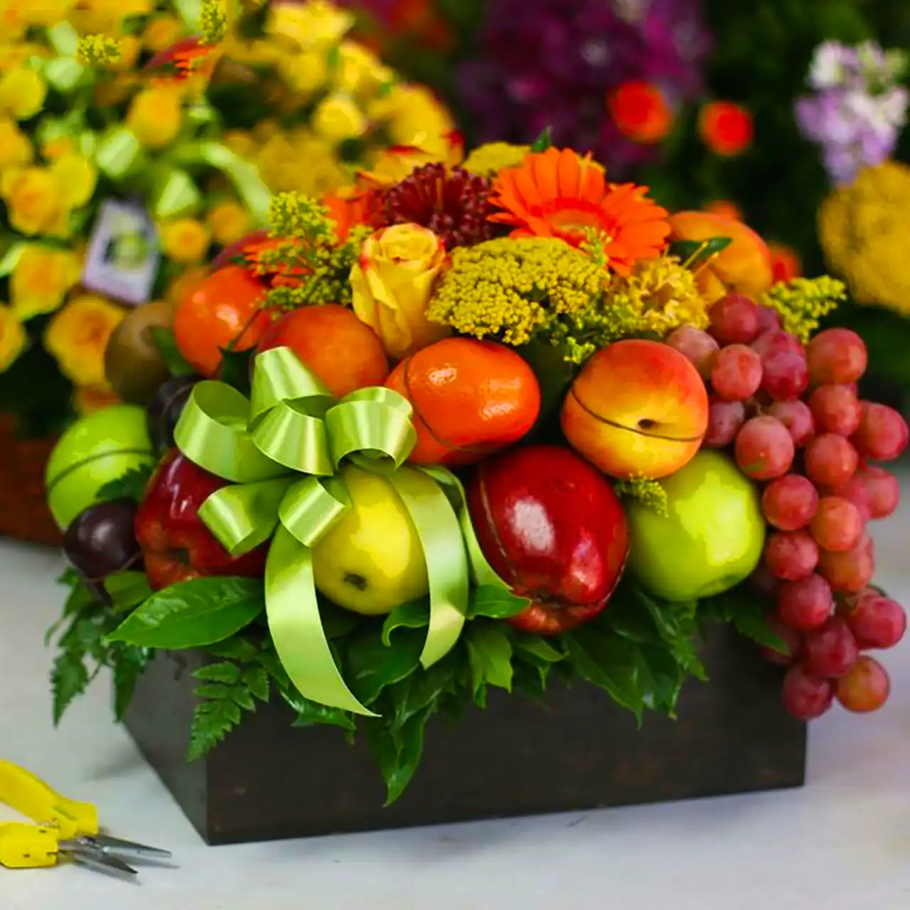 تزئین سبد میوه برای یلدا