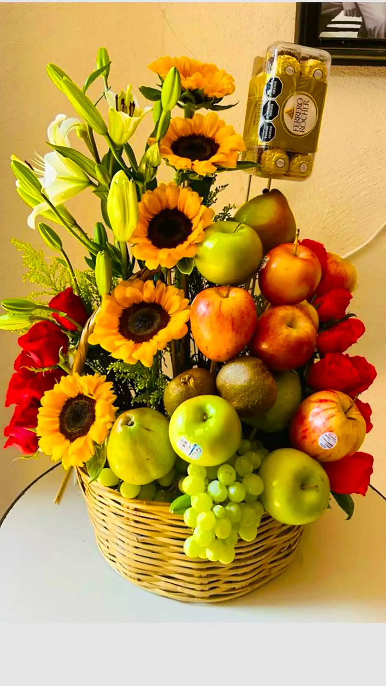 تزئین سبد میوه برای یلدا