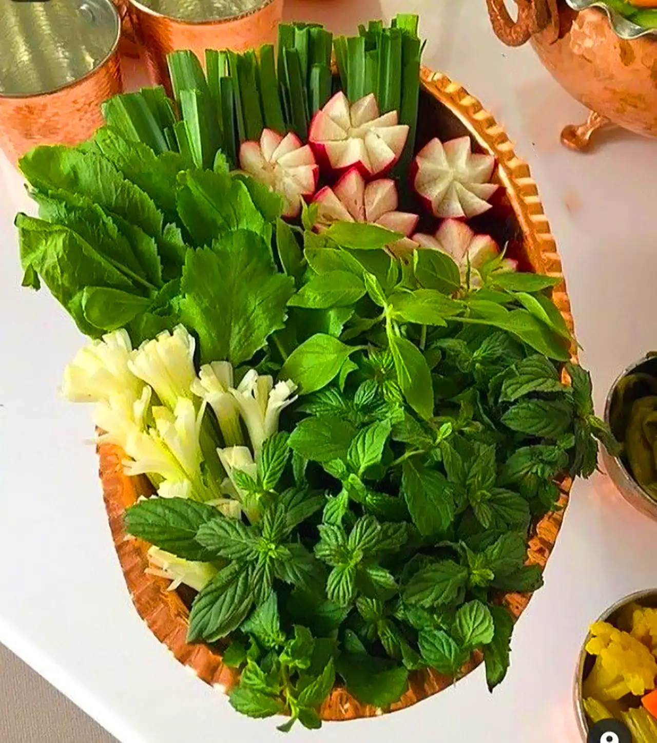 تزئین سبزی خوردن